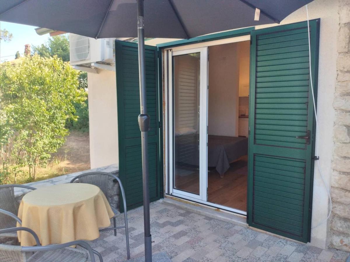Apartmani Luni プレマントゥーラ エクステリア 写真