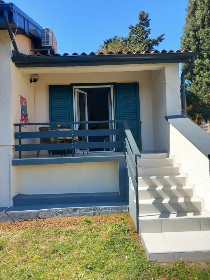 Apartmani Luni プレマントゥーラ エクステリア 写真